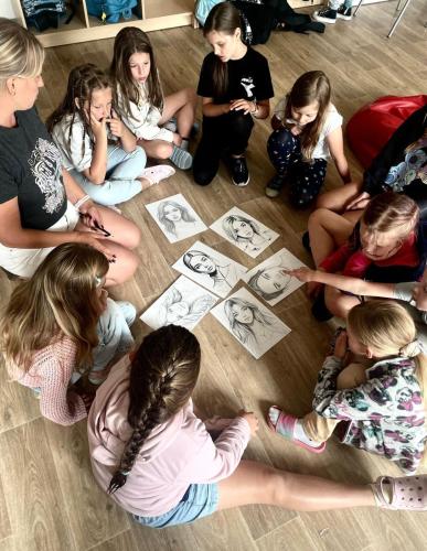 ZAJĘCIA PLASTYCZNE 2